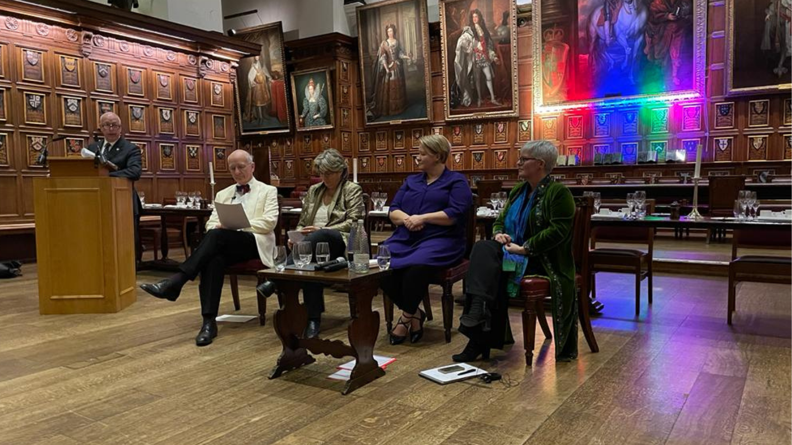 The speakers in Middle Temple