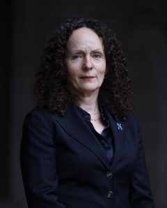 Fiona McAnena half-length portrait dark © Belinda Jiao
